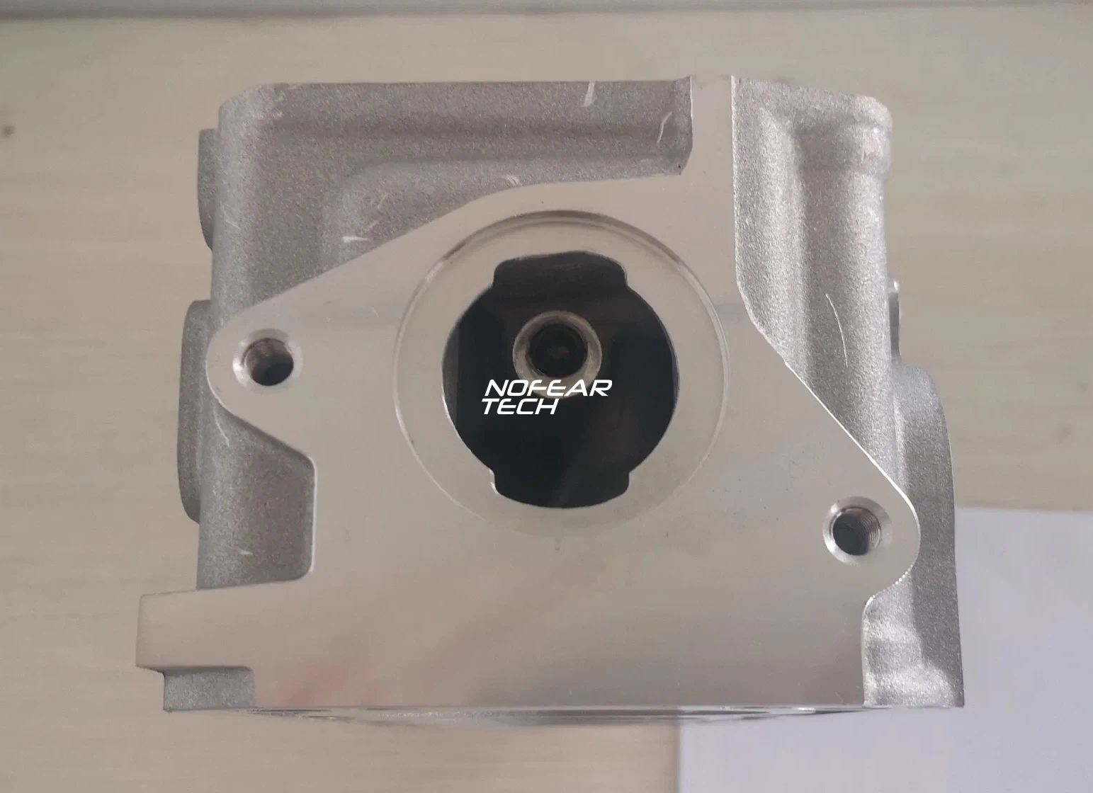 93349916 8 Valves 1.4L Petrol C14NZ Engine Cylinder Head for Opel