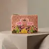 หลาย