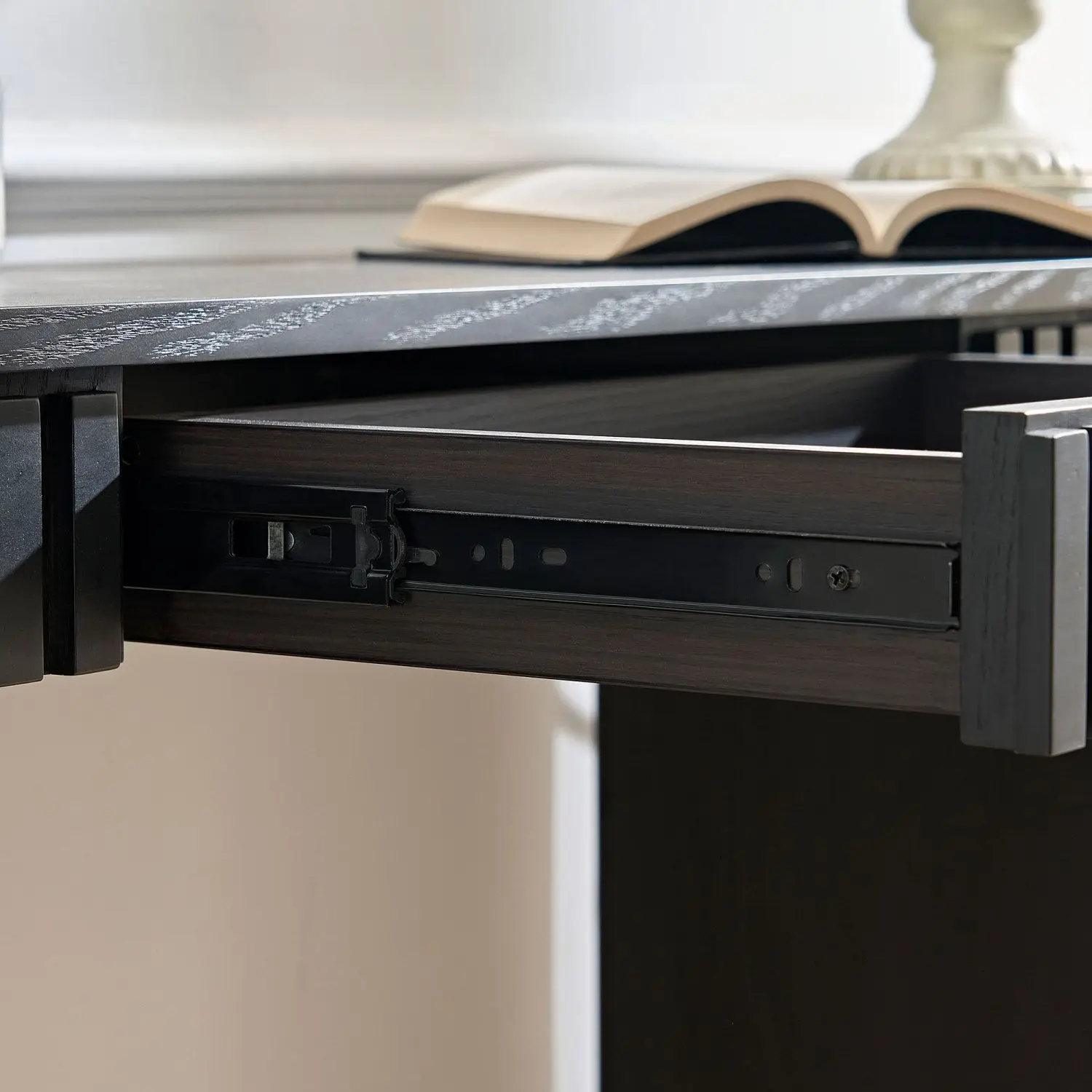 Elvarenae Solara Fluted Console Table — product detail