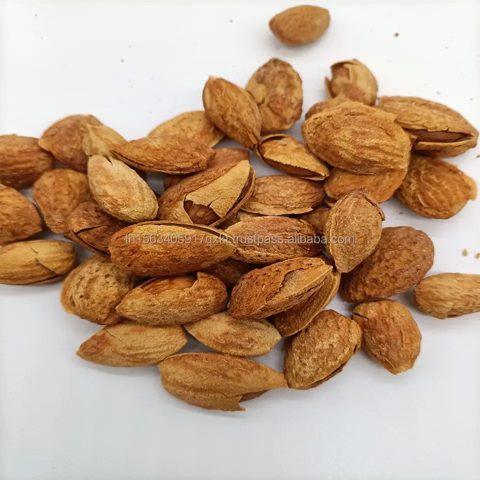 Almond nuts (3).jpg