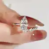 Oro Sólido de 14K