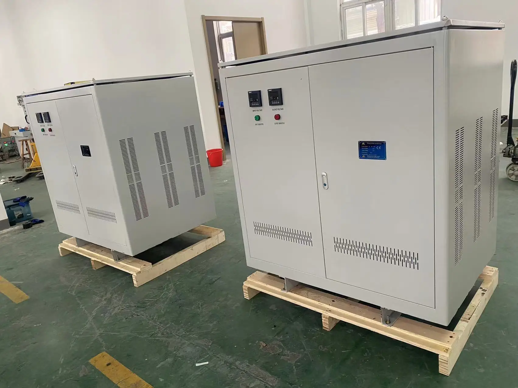 240V Input Power Transformer 50Hz Frequency Coil Instrument 50kw 100kw 200kw 500kw 3 Phase Step-up from 220v to 380v