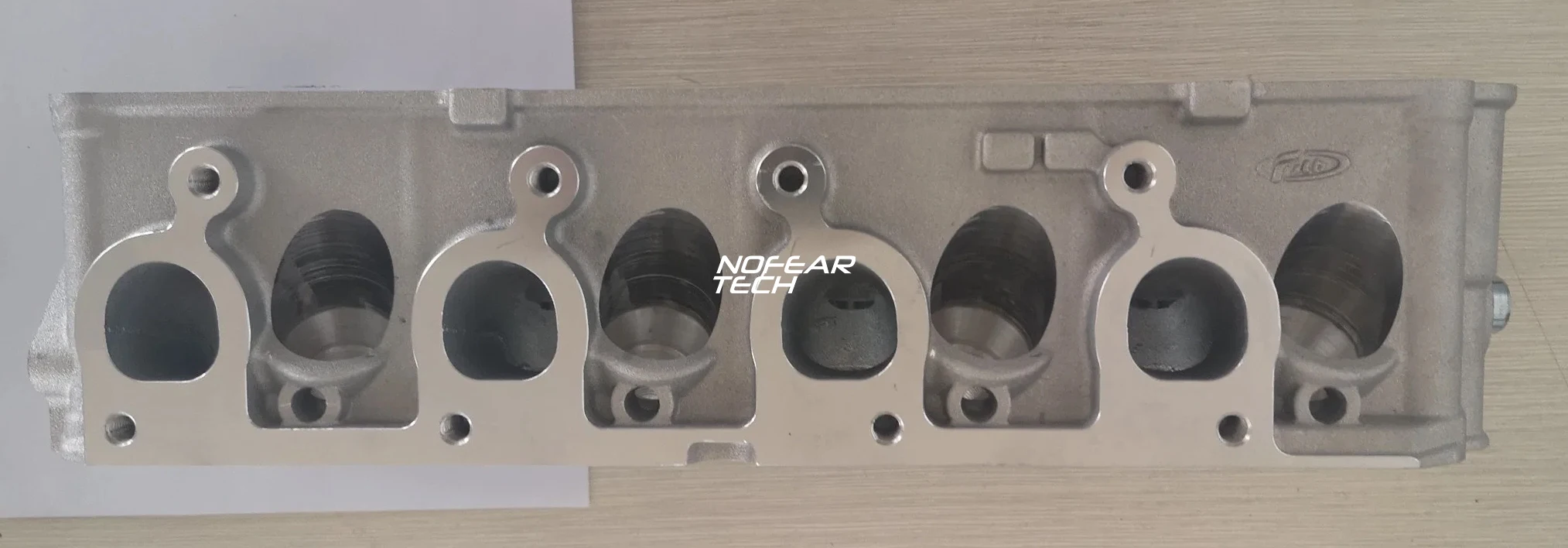 93349916 8 Valves 1.4L Petrol C14NZ Engine Cylinder Head for Opel