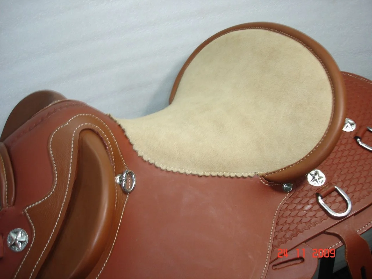 Leather Half Breed Stock Saddles with swinging fender brass hardware suede leather seat custom leather horse riding saddle