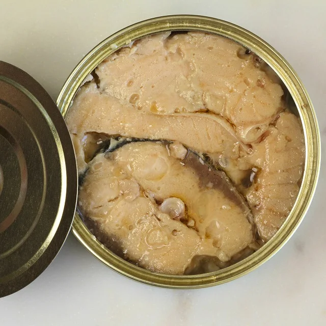 Дикий розовый лосось, без добавления соли, может быть полезен для рыбы
