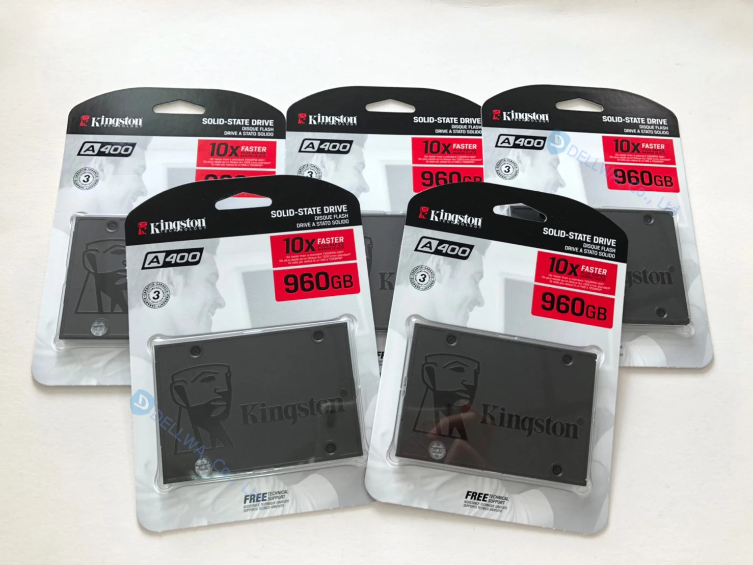 
 Надежный твердотельный накопитель с полной емкостью 240 Гб Kingston  