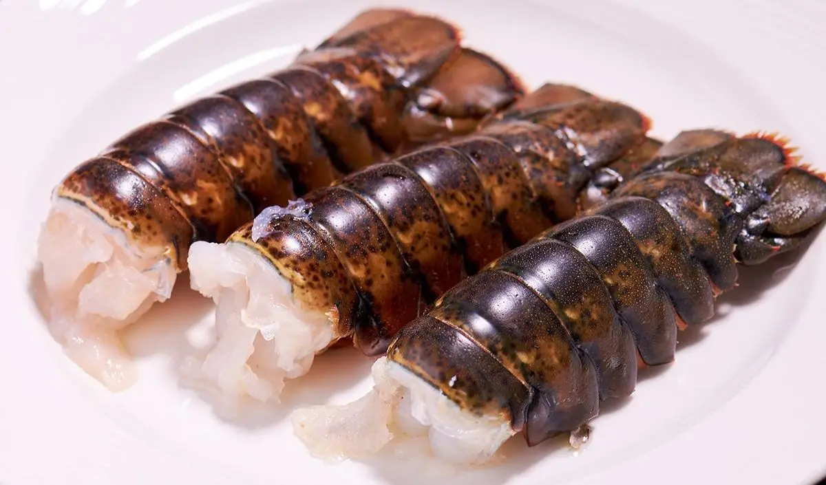 lobster tail2.jpg