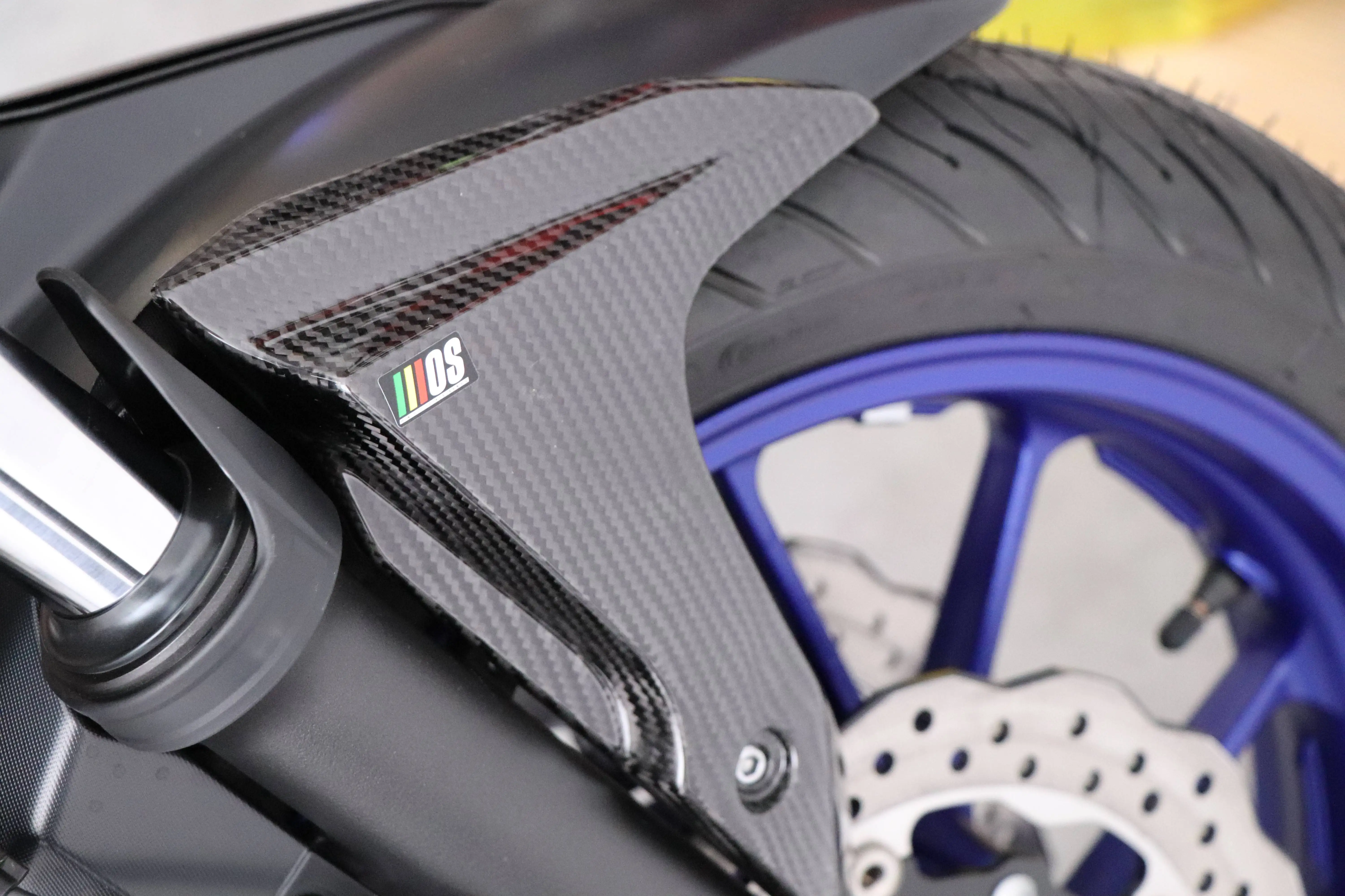 
 MOS углеродного волокна переднее крыло сбоку планки для мотоциклу Yamaha MT-07 / FZ-07 (2013-2017)  