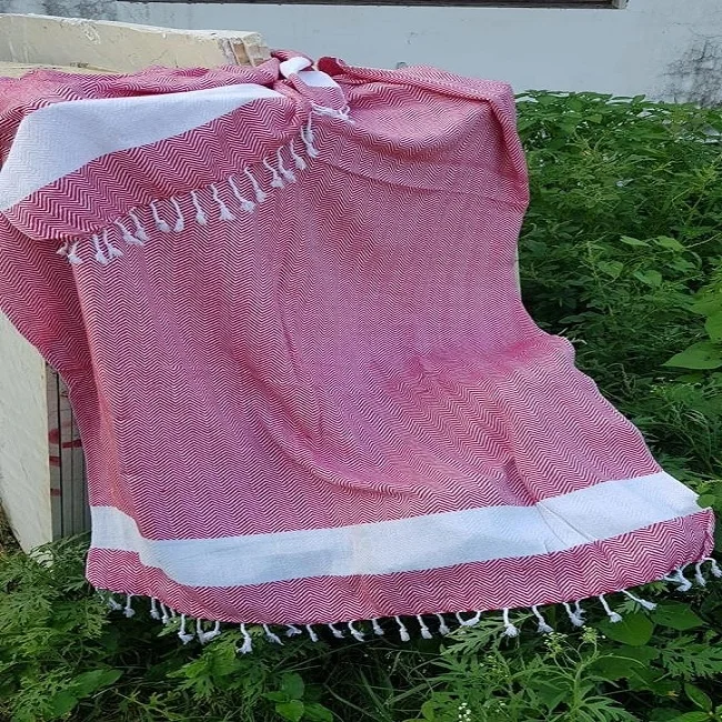 Indian Home Textile Pink and White Cotton Throw Blanket For Wholesale Price Hand woven Picnic Blanke