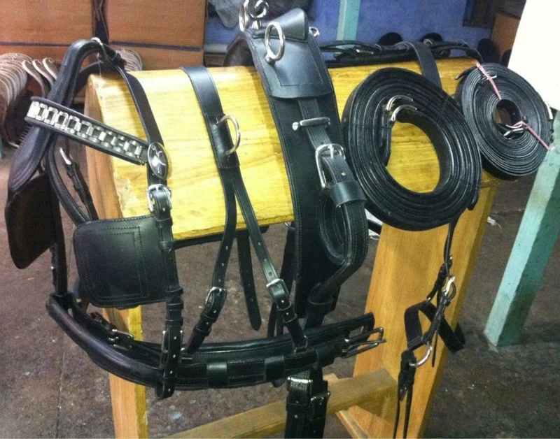 Wholesale Custom Genuine Leather Horse Driving Harness Durable Horse Riding Racing Equipment