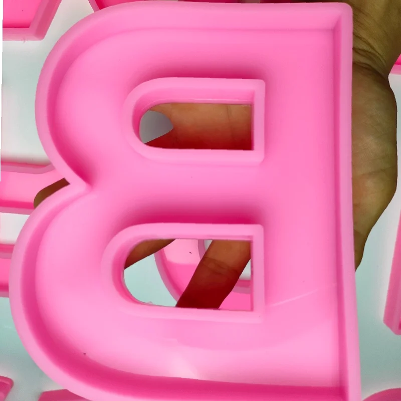 B.jpg