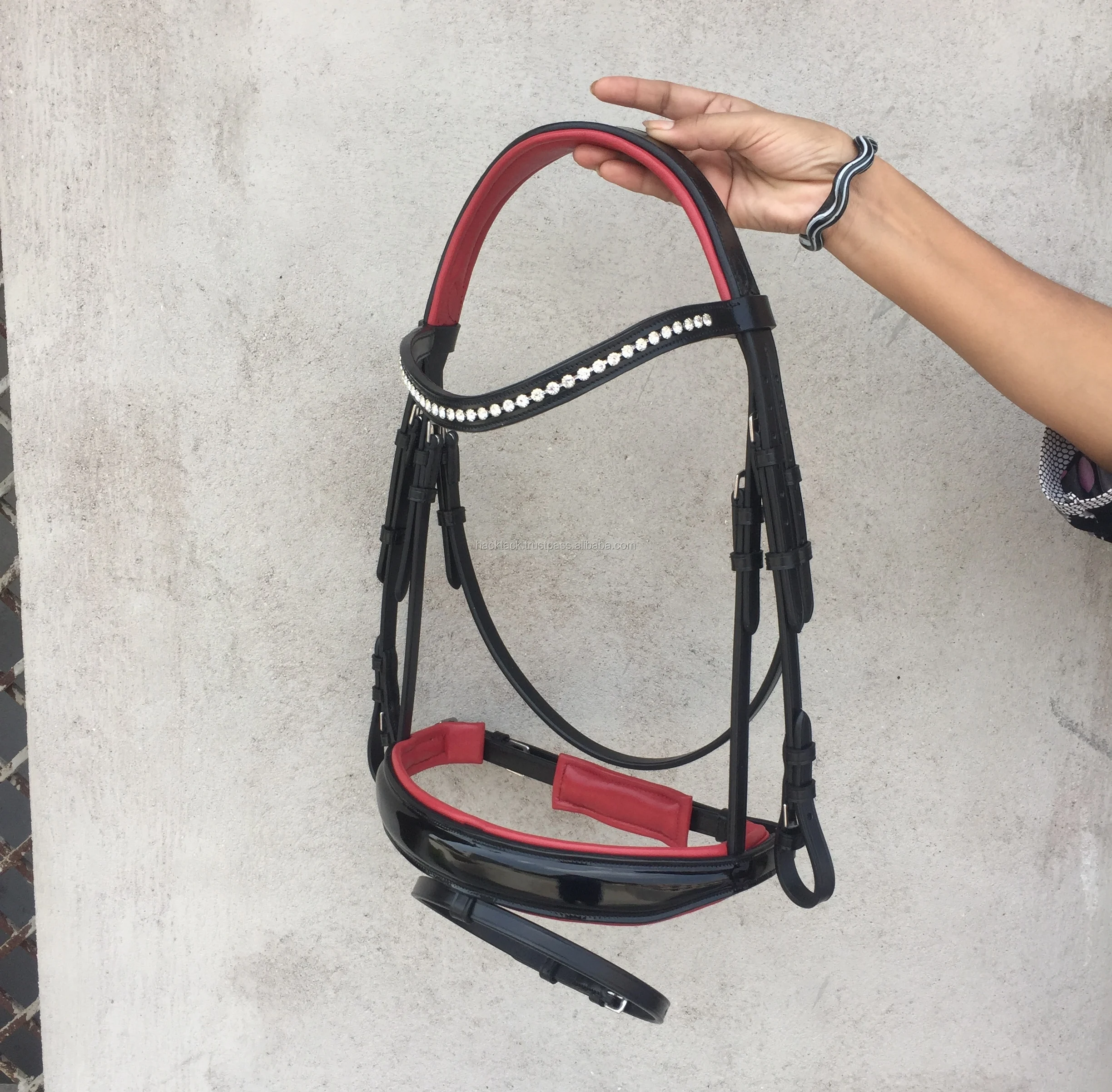 padded bridle bolsa