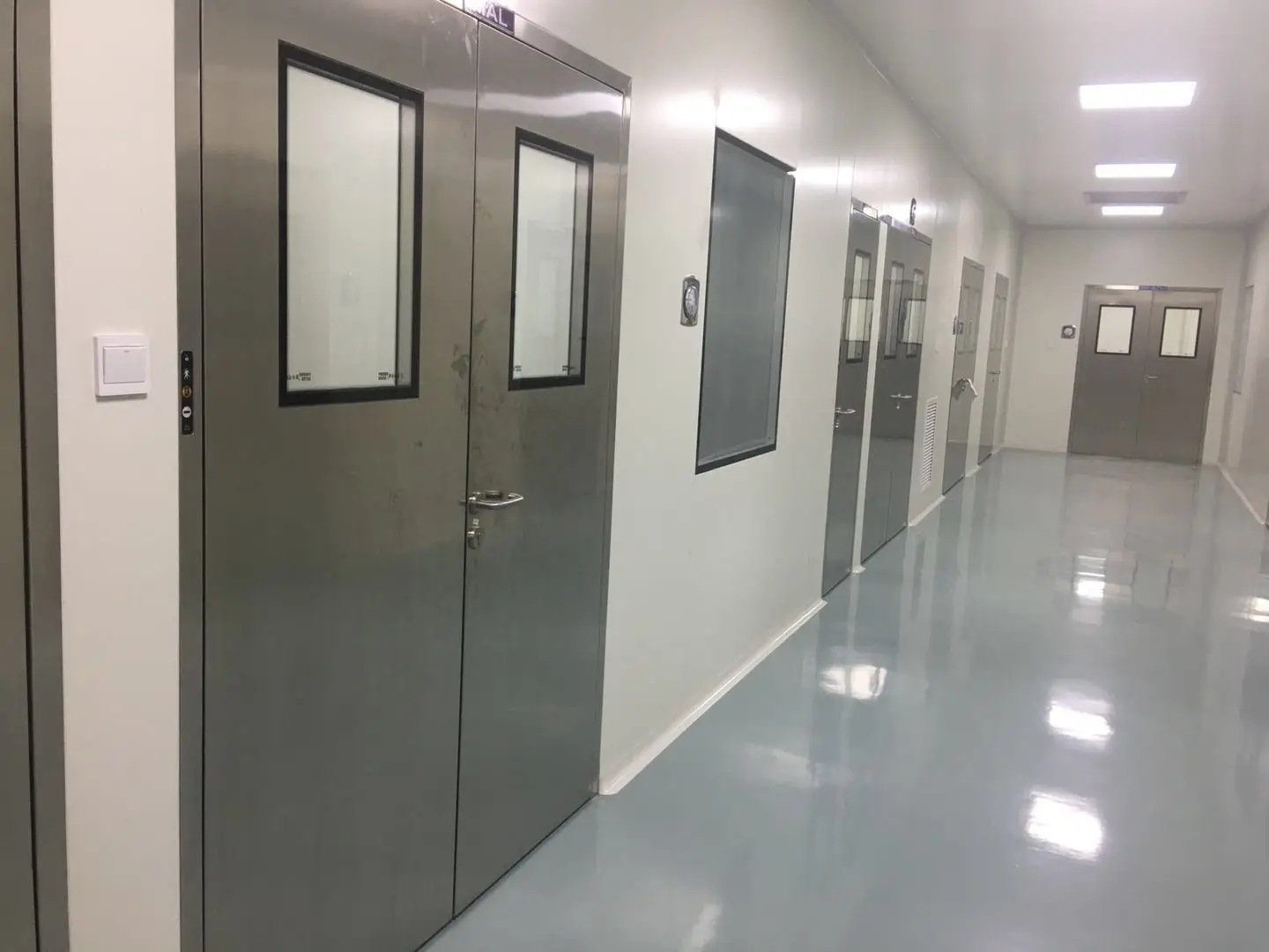 Class100 Pharmaceutical/Hospital/Laboratory Clean Room Turnkey Project