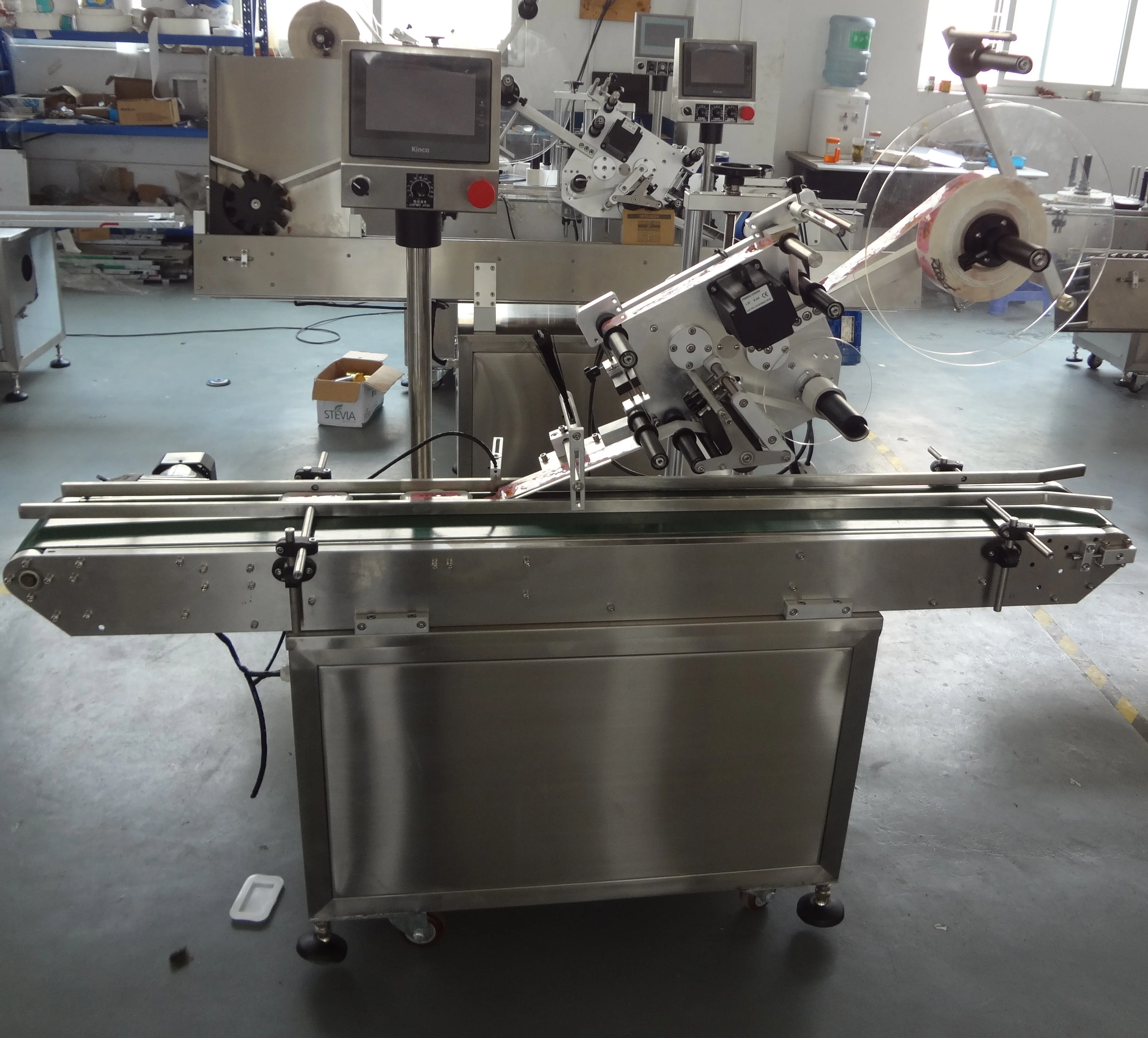 YM210 Automatic Cap Labeling Machine for Wine Chutty Bottle Jar