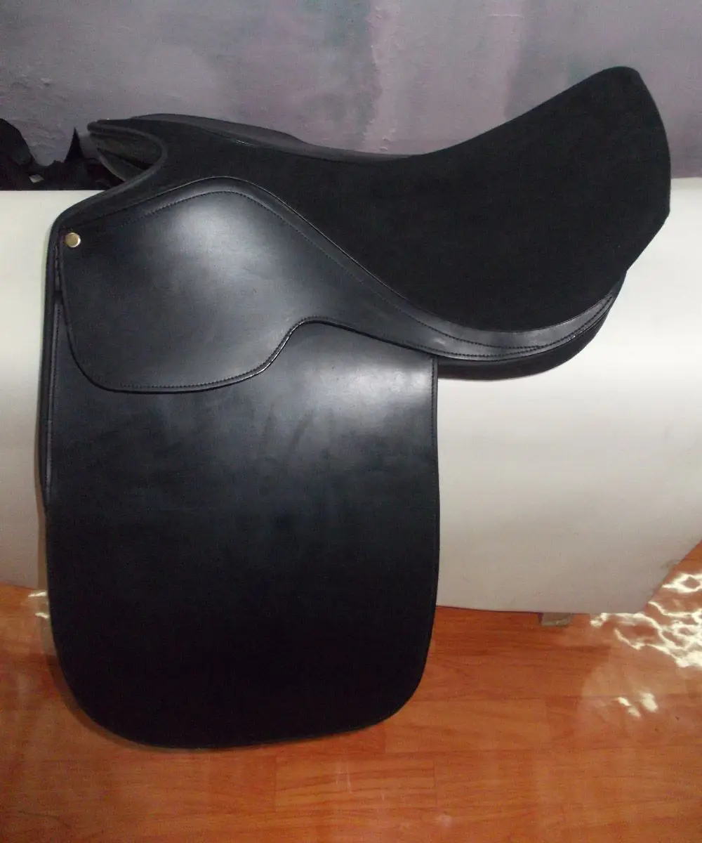 TOP SELLING  PREMIUM QUALITY  LEATHER  ENGLISH HORSE SADDLE ICE LANDIC HORSE SADDLE MADE WITH SOFTY QUILTED SEAT
