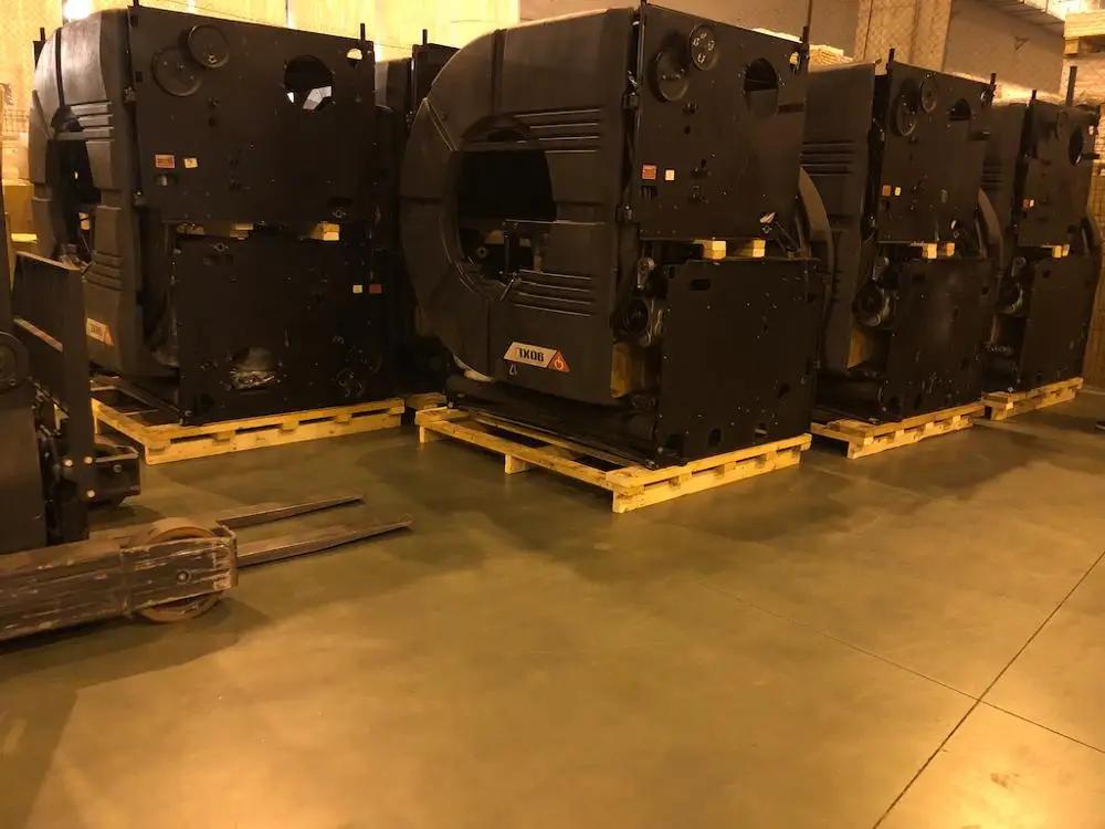 Hot Sale Used Qubicaamf 90xli Bowling Lanes,In Excellent Working