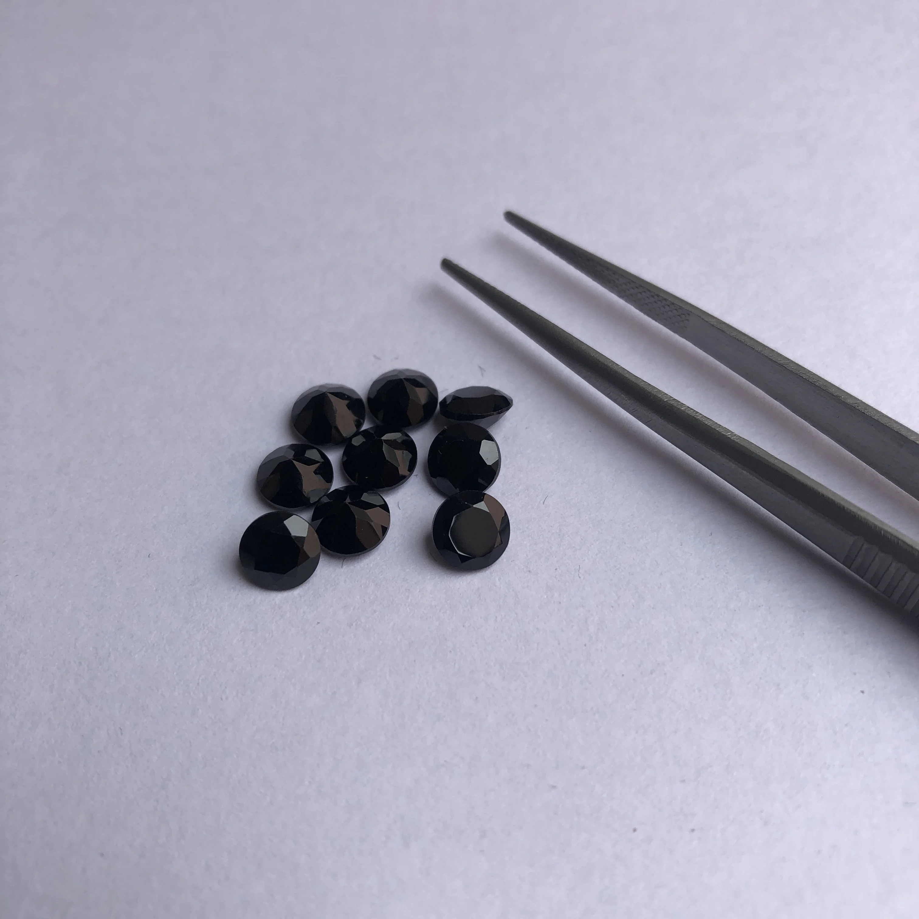 Piedra De Ónix Negro Natural De 4mm,Tallada Redonda,Suelta,Precio Al Por  Mayor,Fabricante De Piedras Preciosas,Compra En Línea - Buy Piedras De Ónix  Negro,Anillo Onyx Negro Facetado,Piedra Natural Product on Alibaba.com