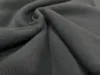 Gris oscuro