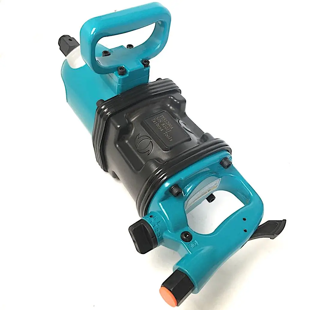 凸耳松动冲击扳手空气动力使拆卸凸耳螺母是一项快速而简单的任务，用于任何大扭矩的情况。