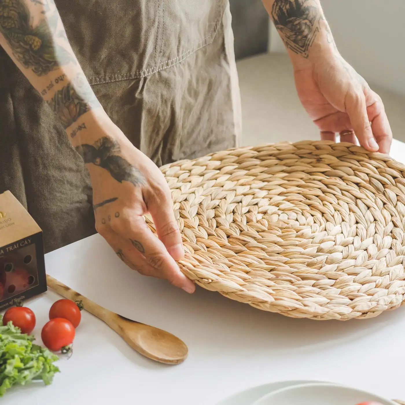 Wholesale Braided Nordic Round Water Hyacinth Placemat Water