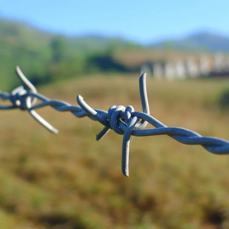 how many feet in a roll of barbed wire