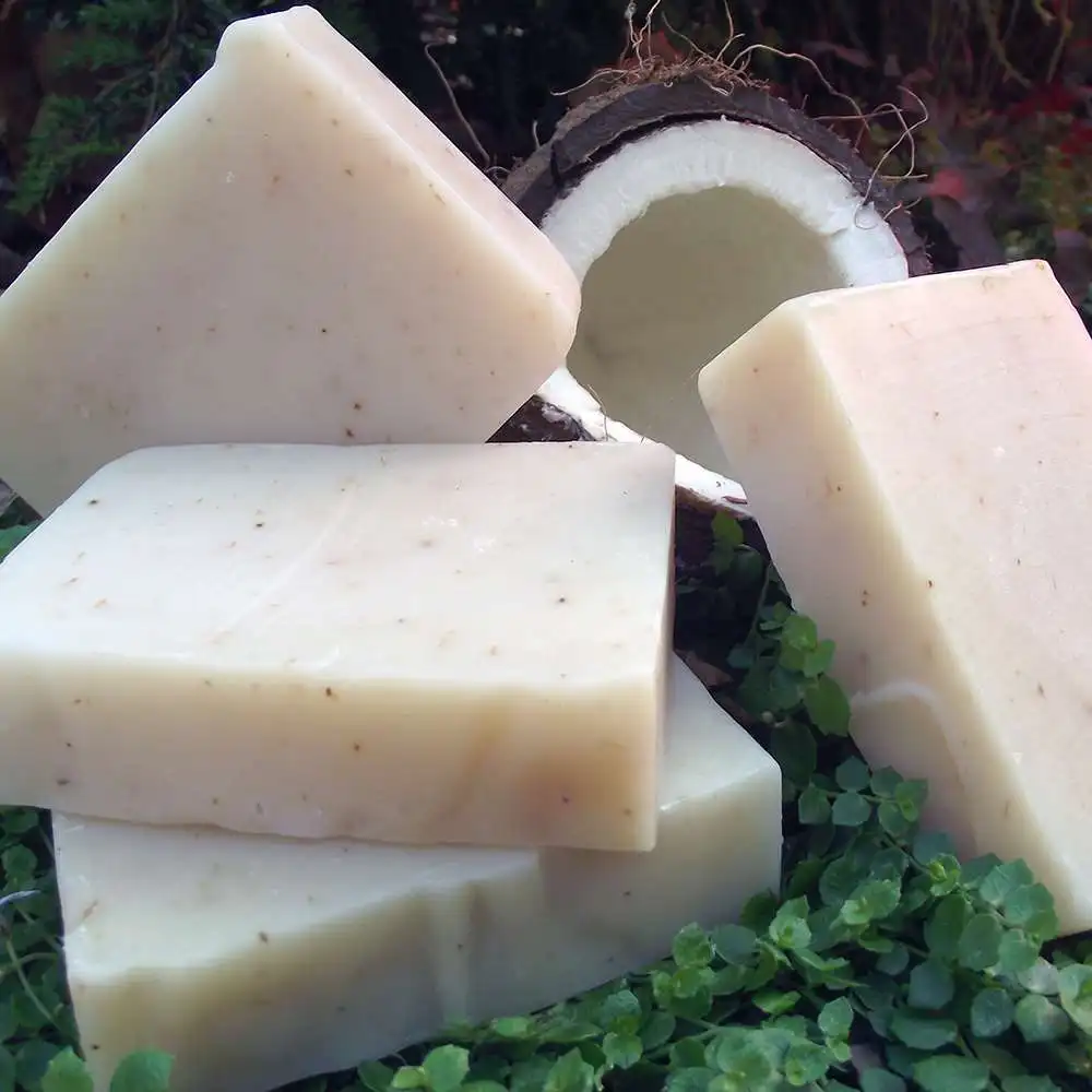 Xà Phòng Dừa Hữu Cơ// Vivian Ha + 84 33 88 20 462 - Buy Natural Organic Coconut  Soap,Handmade Coconut Soap,Whitening Coconut Soap Product on 