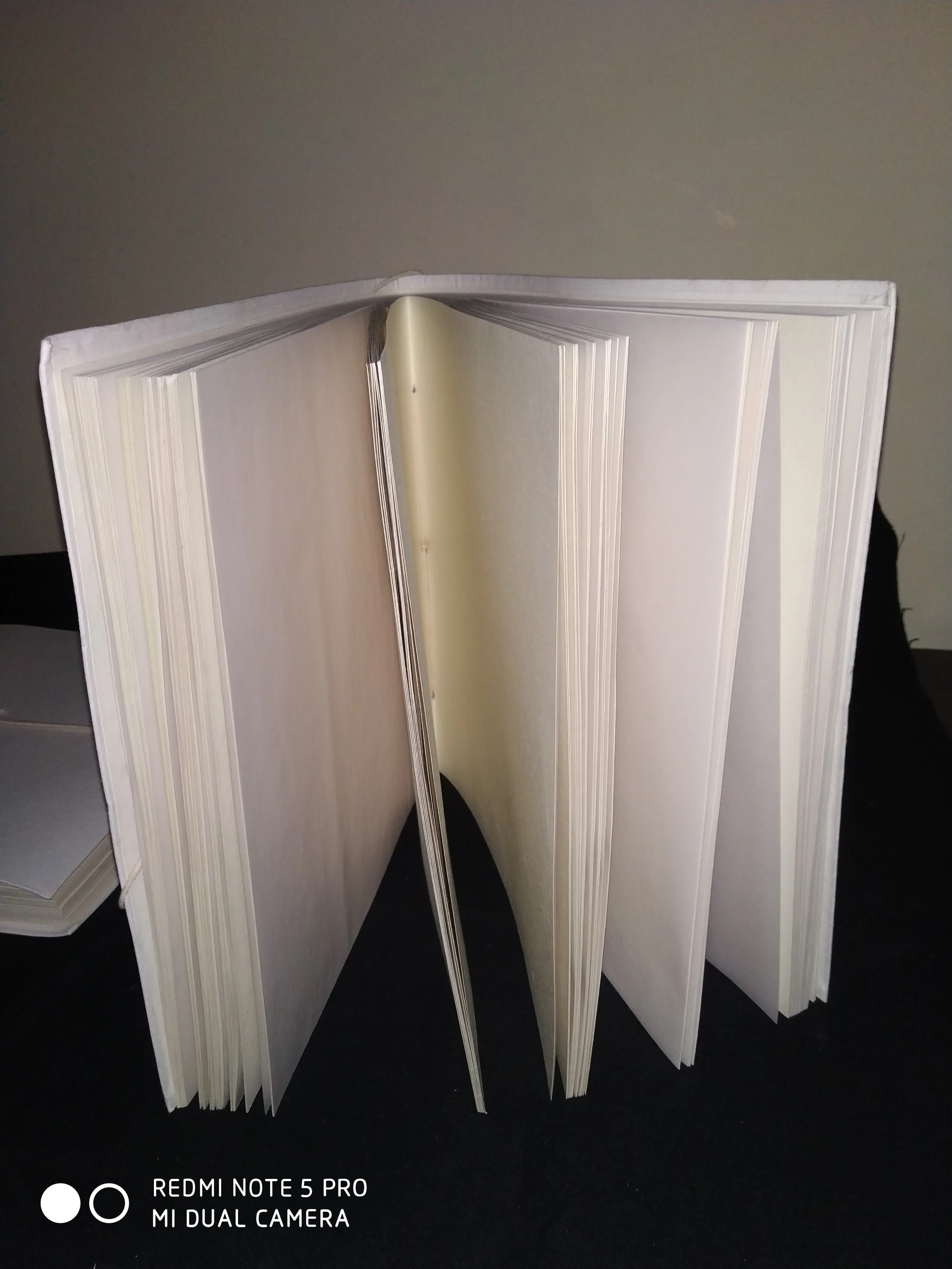 
Бумажные фотоальбомы ручной работы в коробке белого цвета с ленточным галстуком для свадебных станций, свадебных фотографов, свадеб, скрапбукинга 