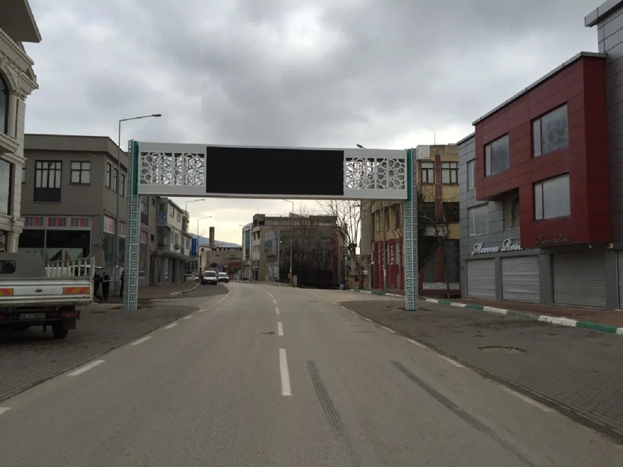 Outdoor LED Traffic System  Outdoor LED Information Screen LED Screen for VMS and Advertising