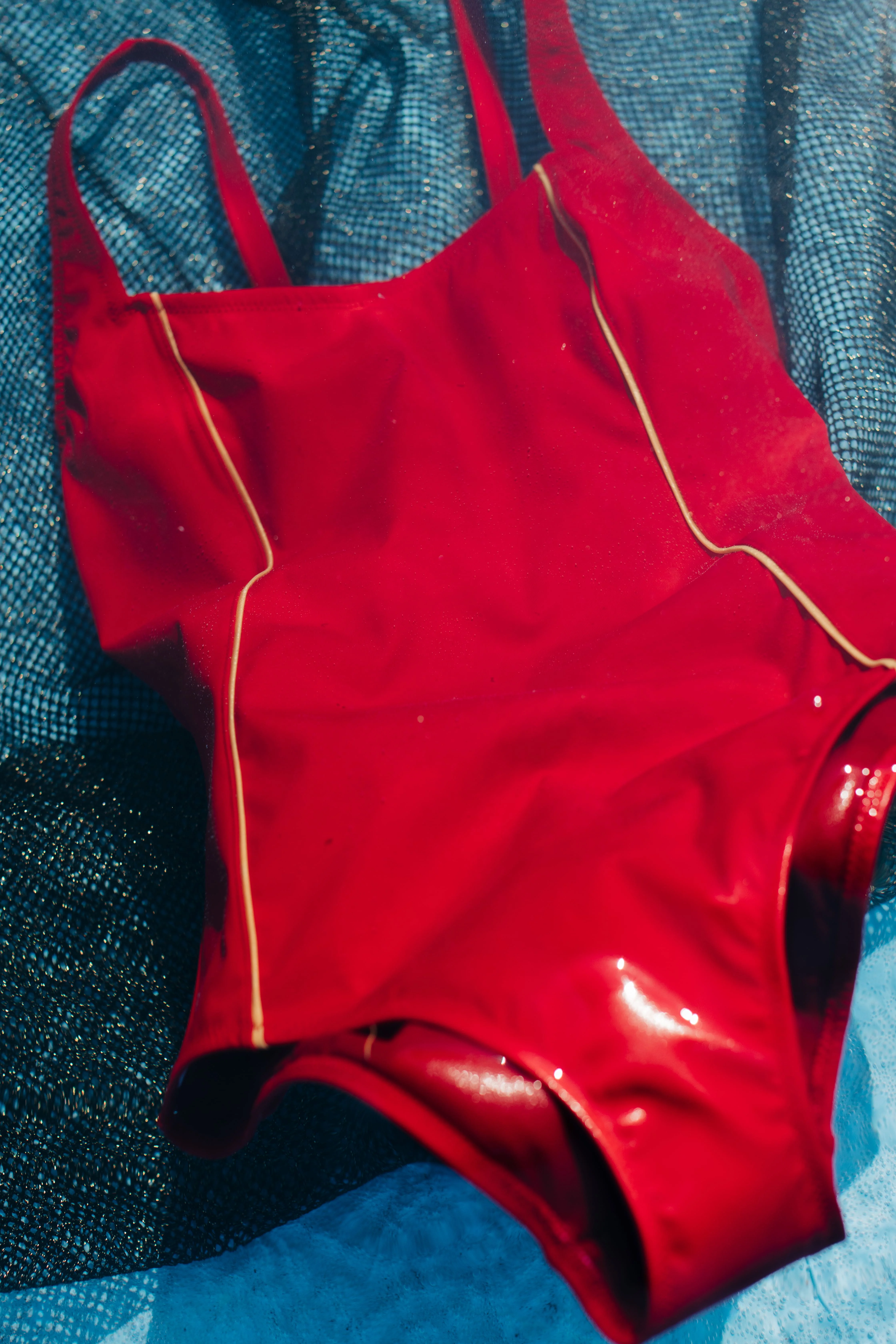 Top Quality Italian Fashion Quick Dry One Piece Classic Red Swimsuit