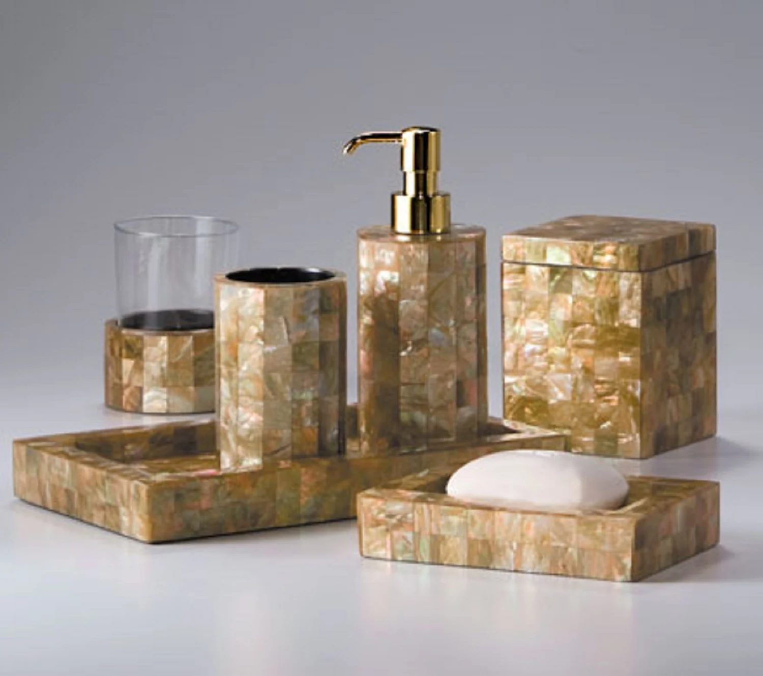 Soap Dish with Tooth Brush Holder Bathroom Accessories Made of Resin Bathroom Set High on Demand Hot Arrival