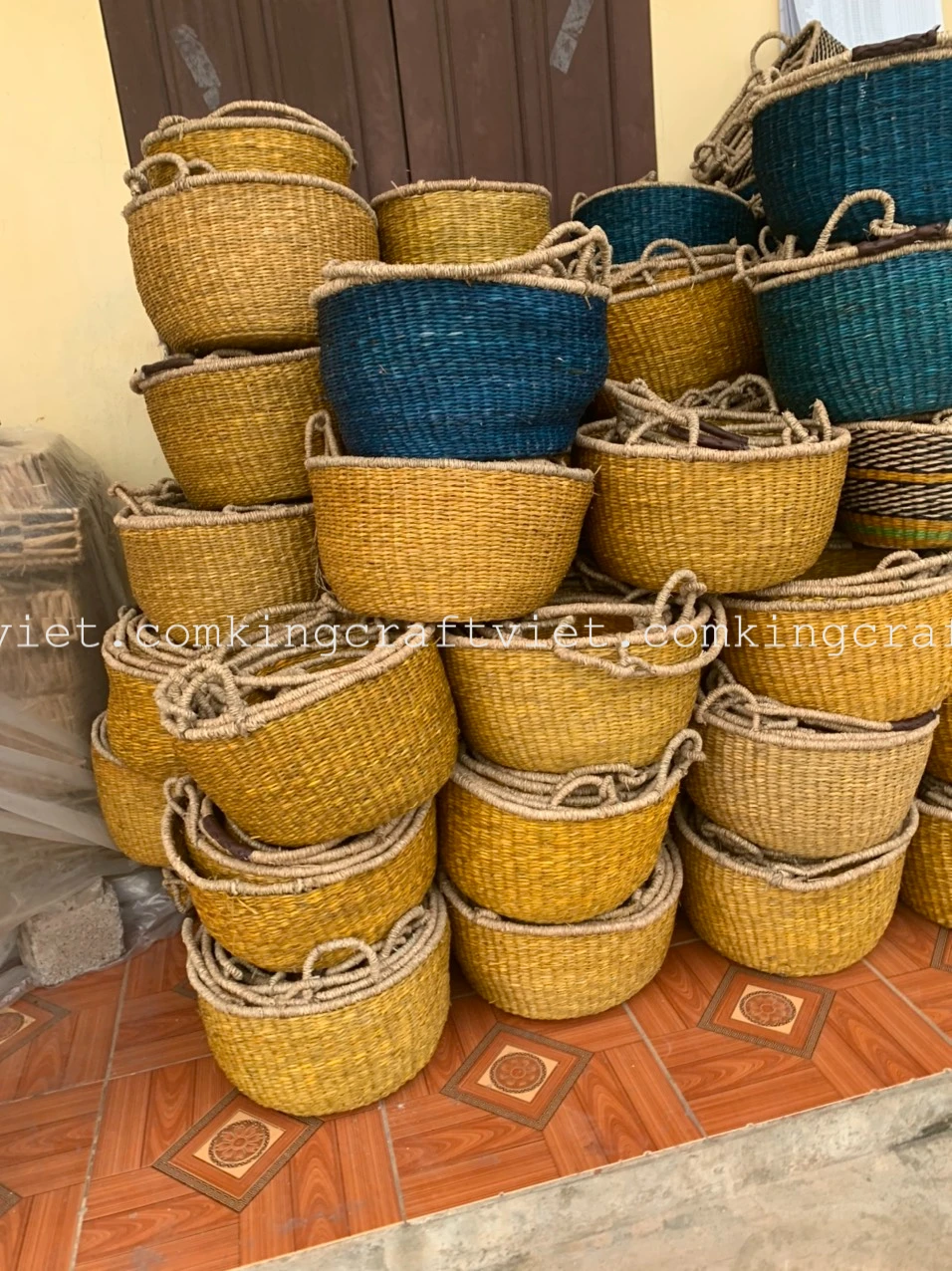 Rustic Natural Seagrass Bolga Basket Leather Wrapped Handle With Black