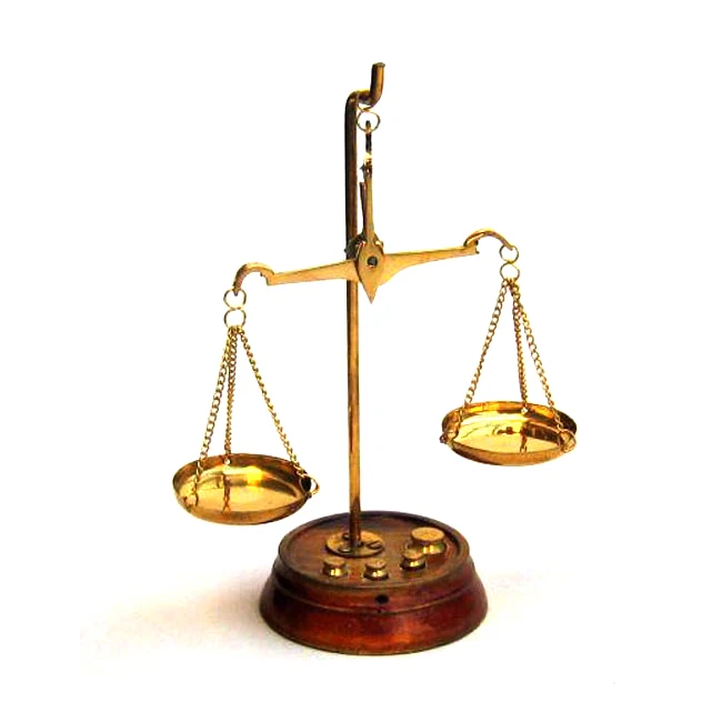 Small Brass Weight Scale With Wooden Base Table Weighing Scale Handicraft  Item.
