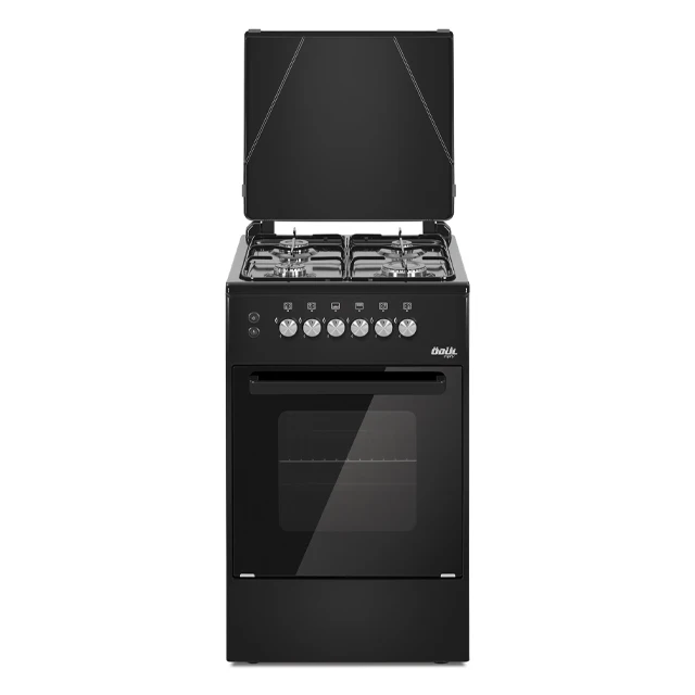 black free standing cooker