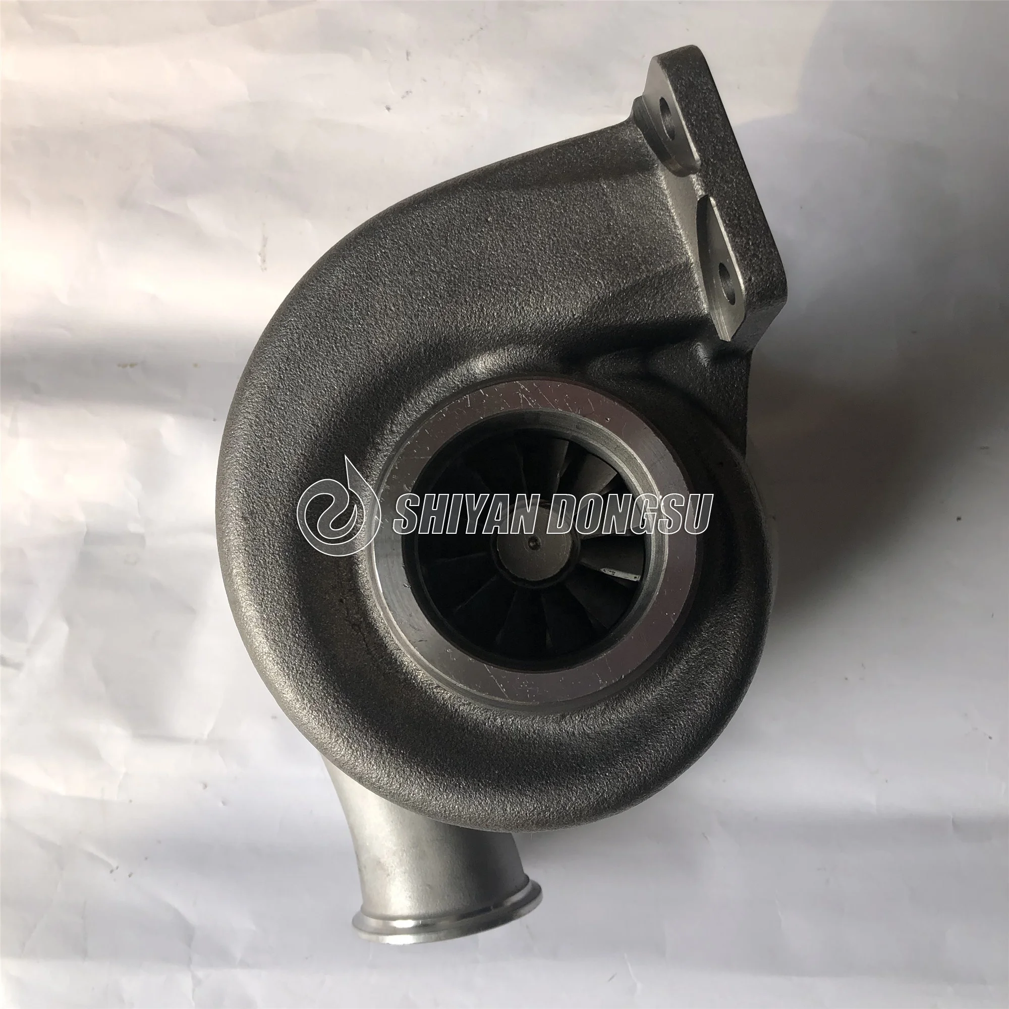 Original HX35 diesel engine turbocharger supercharger 3779712  