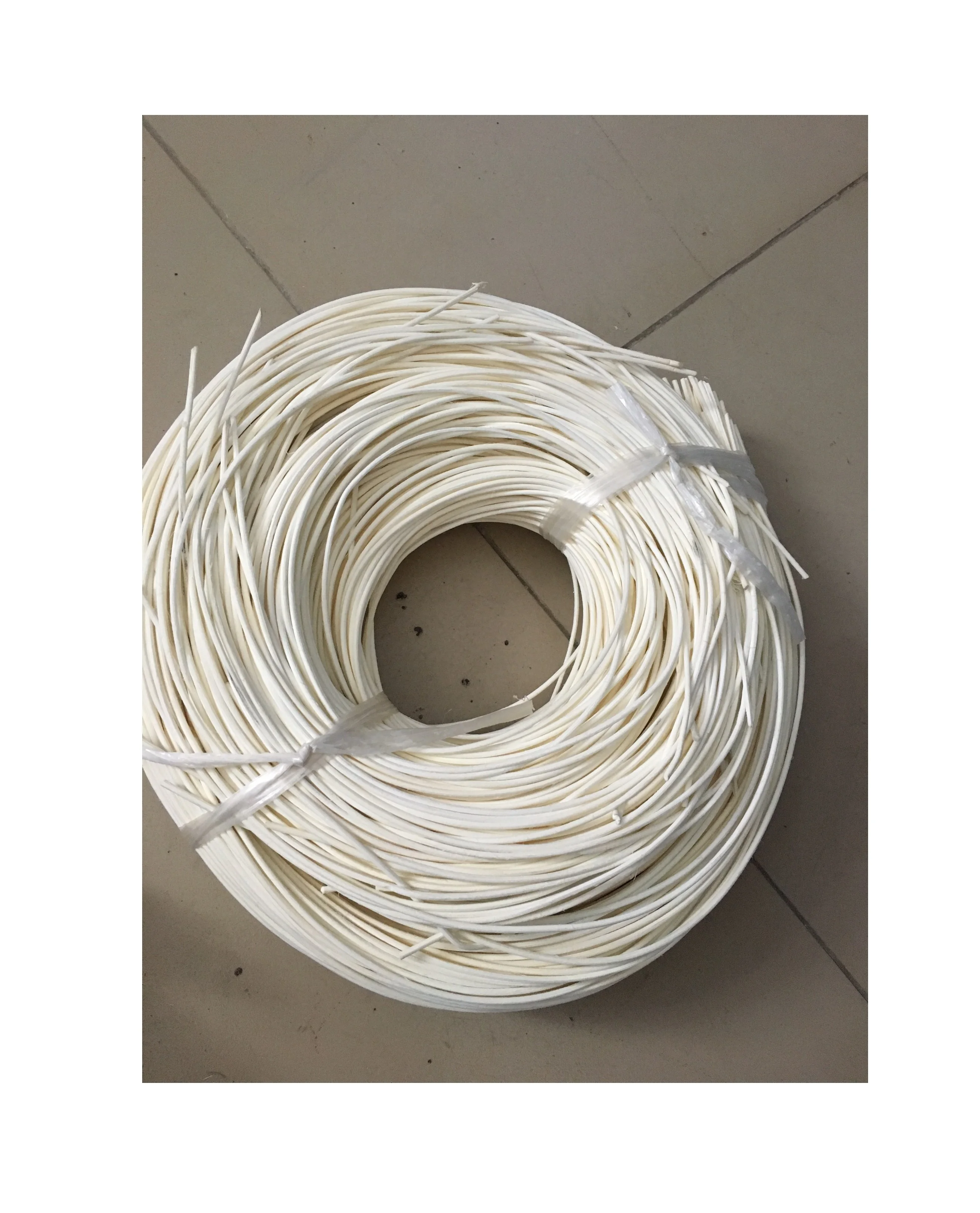 100% натуральный отбеленный и неотбеленный ротанговый сердечник/полированный тростник для мебели из