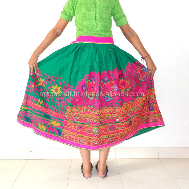 インド刺繍スカート、ラバリ刺繍卸売スカート、カッチミラーワーク 