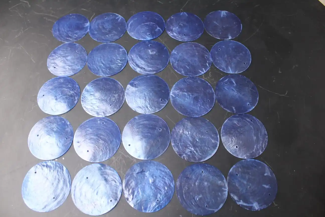 Indonesia Raw Capiz Shells Custom Colors, Custom Models Capiz Shell Crafts