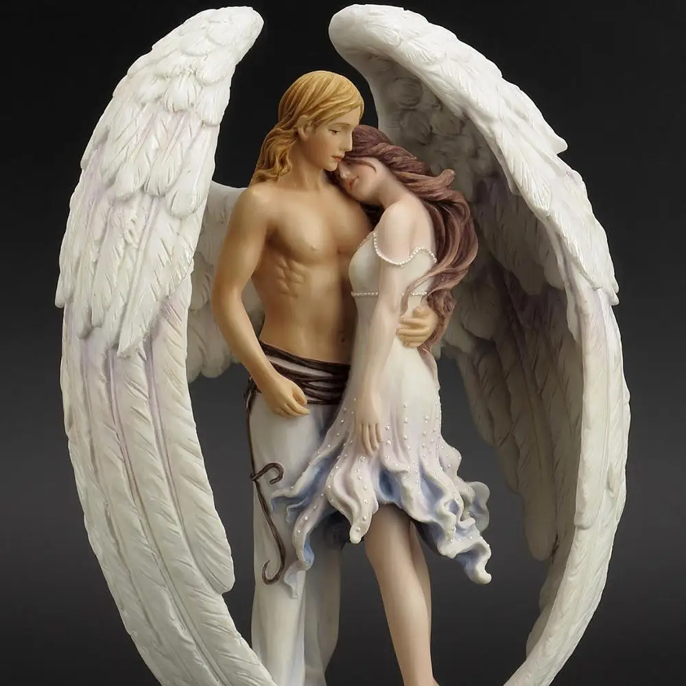 Angels love. Ангел мужчина и женщина. Влюбленные ангелы. Объятия ангела. Влюбленные с крыльями.