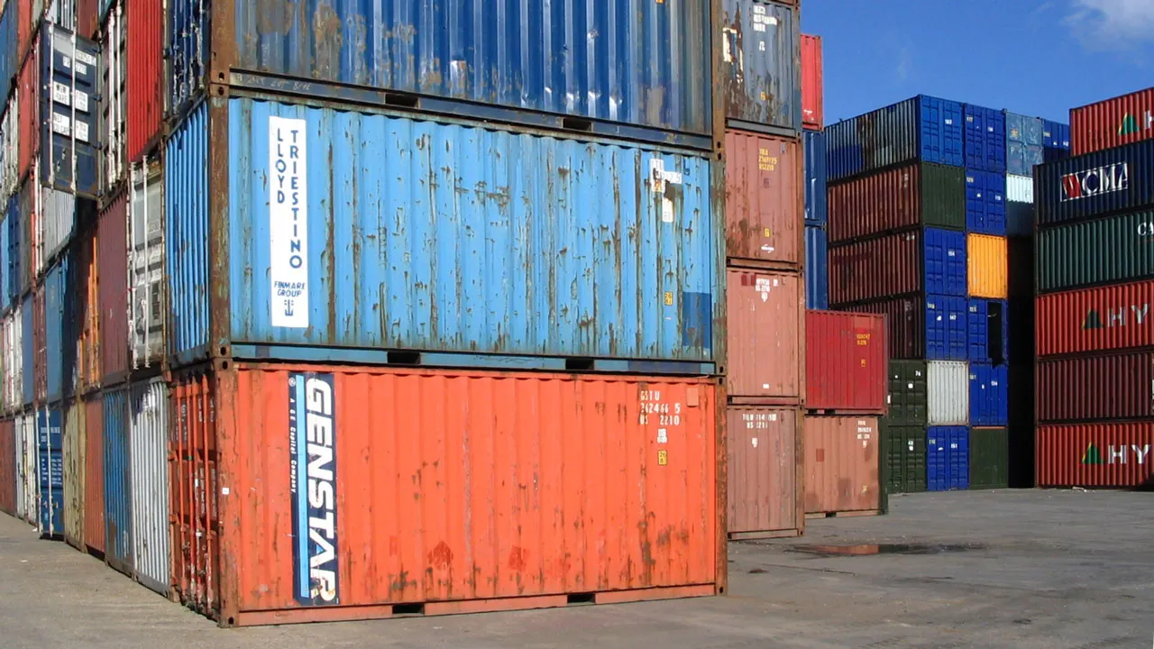 Cheap Used And New Shipping Containers Buy Food Transport Vehicle,Lorry Transport Service