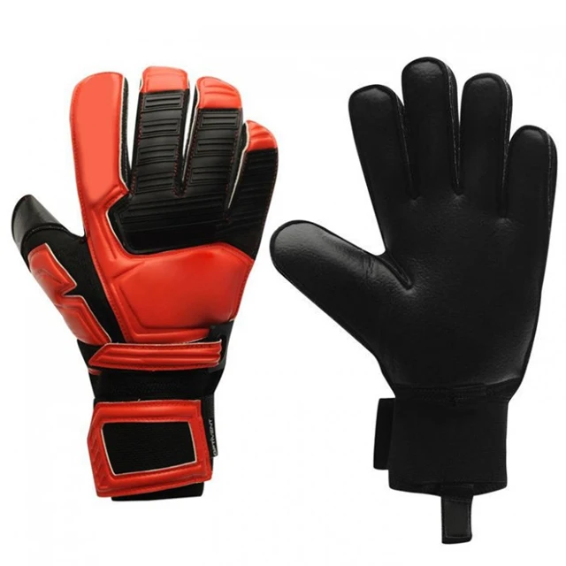 goalkeeper gloves black