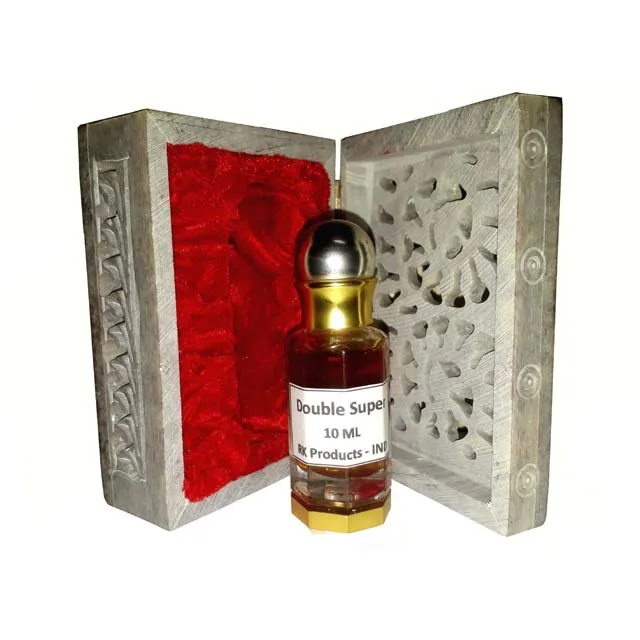 rich oud perfume