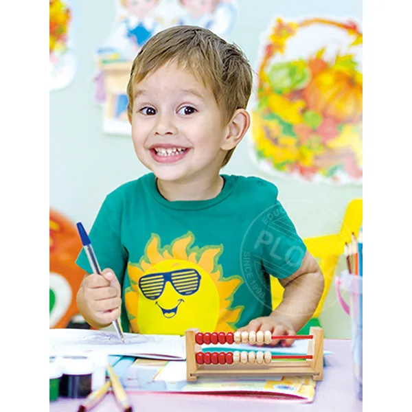 Деревянная рамка для студентов