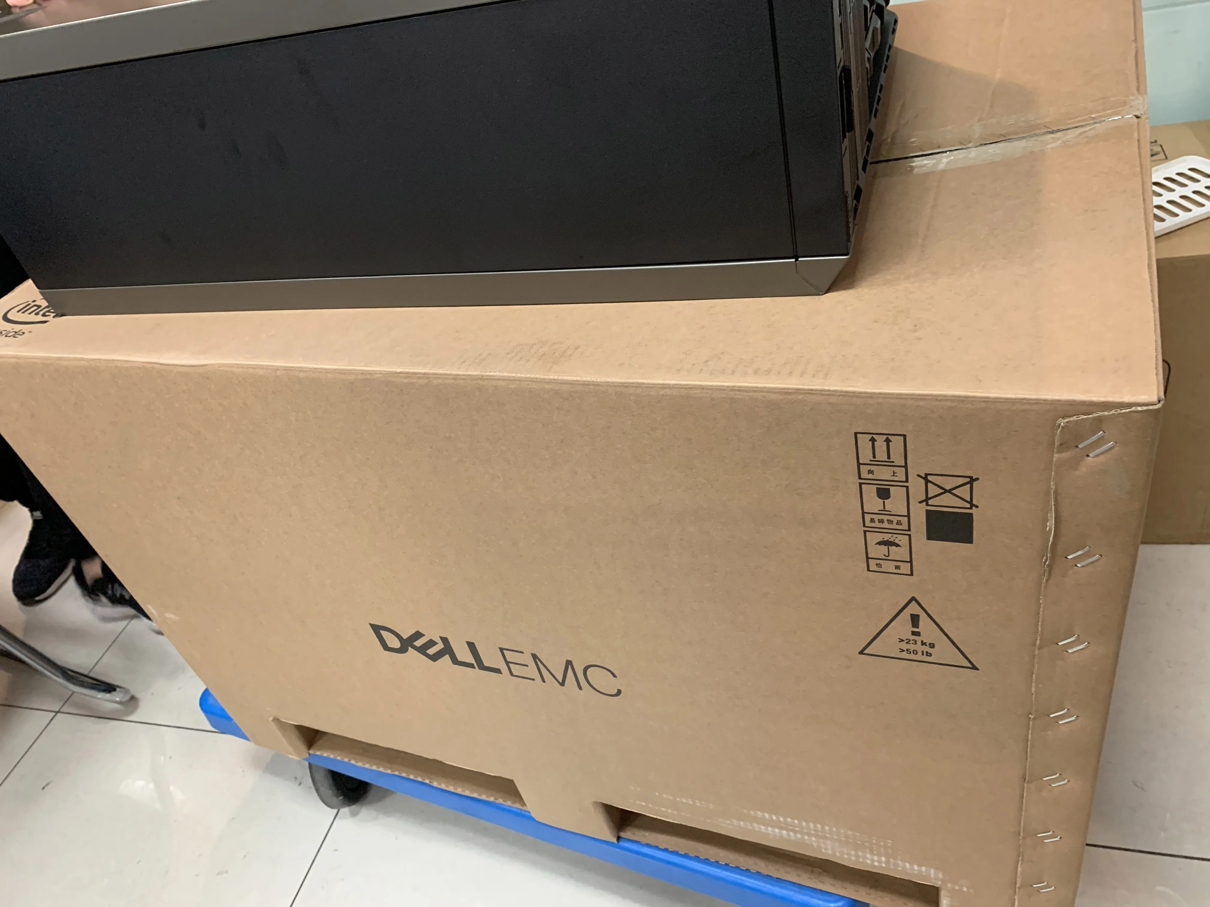 hot sale dell poweredge t640 server with intel xeon gold 6240