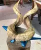 NATURAL HORN COLOUR