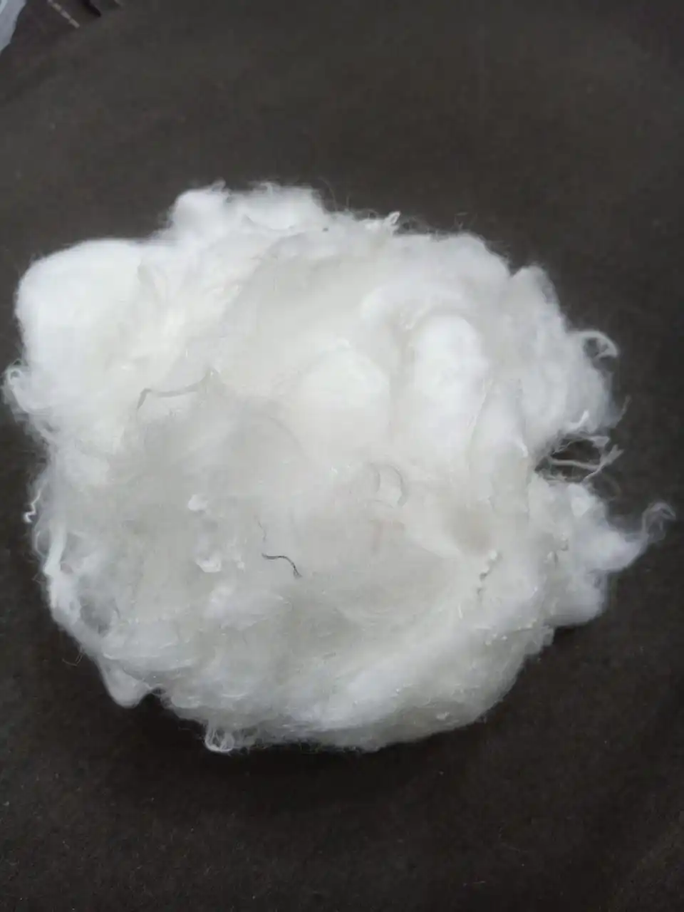 Отходы из полиэстера с низким содержанием расплава