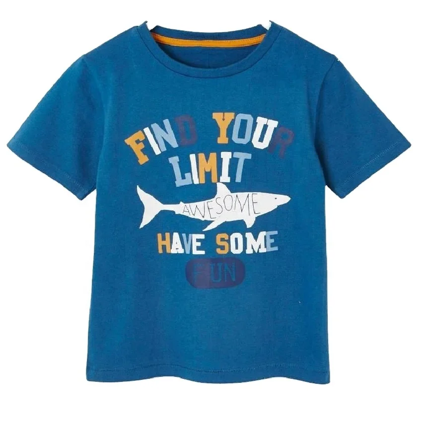 Детская футболка с принтом акулы