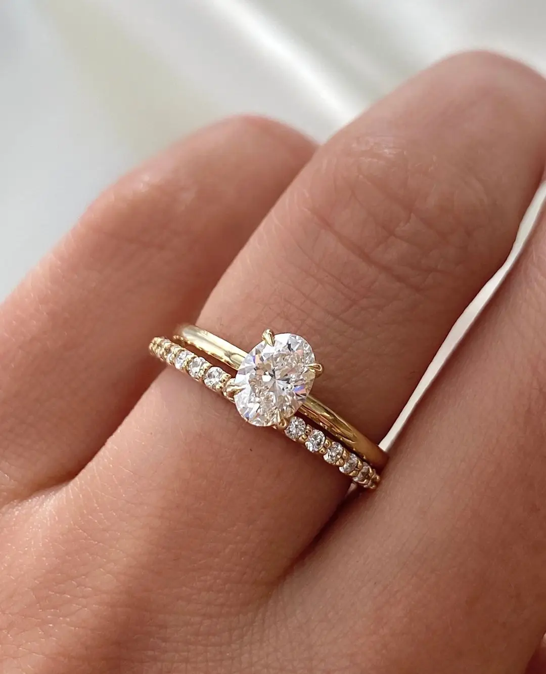 Elegant Moissanite Wedding Ring Set In 14k Gold For Parties_voghion.com