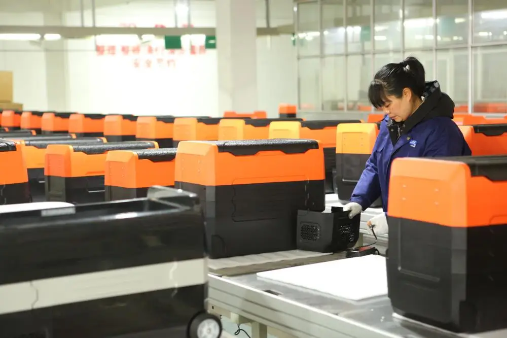 Eb18c 12 Volt Refrigerator 18 Liter Car Refrigerator Rv Refrigerator