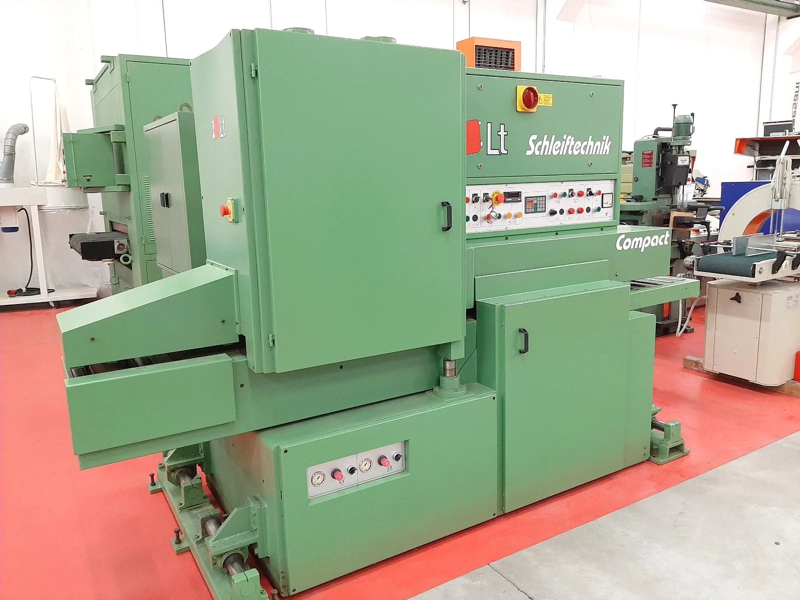 Manual Vertical Panel Saw For Cutting Wood Panels Plastic Materials