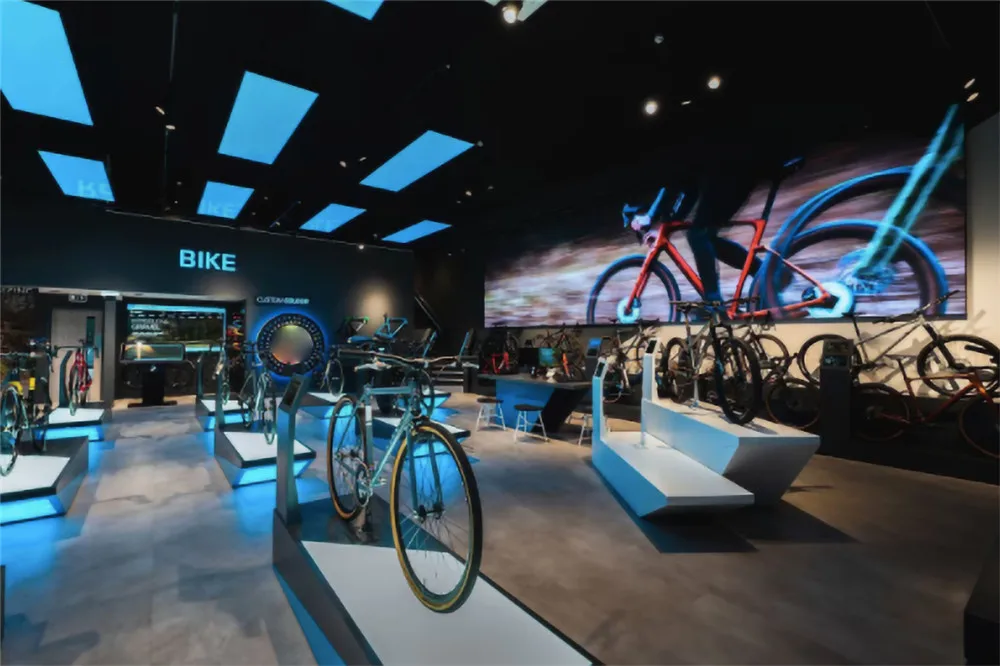 Wholesale Street Bike Mountain Floor Display Custom Bike Shop Decor  Accessories Store Fixture Fashion Bike Store Display Rack